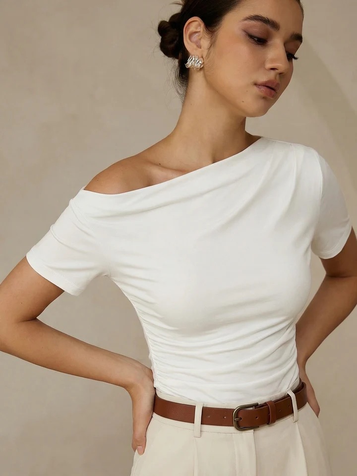 Commense Off-Shoulder Short Sleeve Tee In White